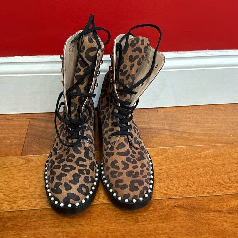 Stuart Weitzman Sondra Leopard Cheetah Suede Leather Combat Boots US 6.5 - EU 37